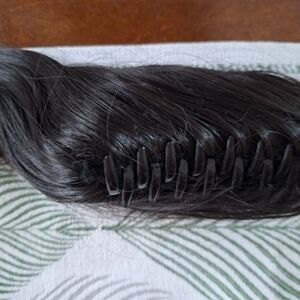 Clip-In Ponytail Extension in Dark Brown - Unbranded